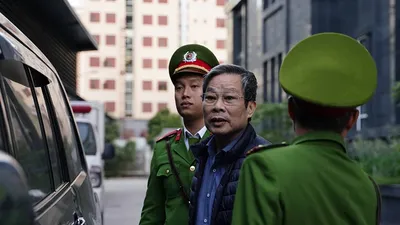 11/14 bị cáo vụ MobiFone - AVG kháng cáo