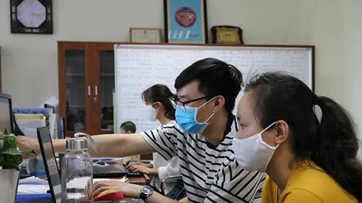 Sinh viên ngành y góp sức chống dịch COVID-19