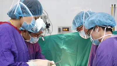 Video: Ghép tim thành công cho bệnh nhi nhỏ tuổi nhất Việt Nam