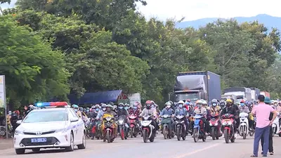 Video: Gia Lai hỗ trợ người dân từ các tỉnh phía Nam về quê an toàn