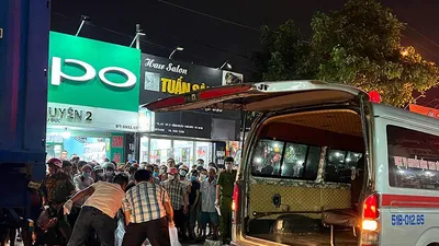 Video: Đôi nam nữ thương vong sau va chạm với 2 xe khác 