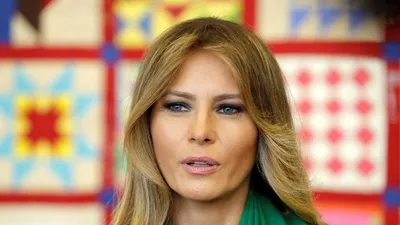 Báo Anh thua kiện, đền vợ ông Trump gần 3 triệu USD