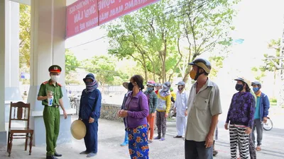 ATM lương thực làm ấm lòng người nghèo Quảng Nam