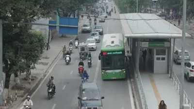 Hà Nội dừng hoạt động xe buýt đến 15-4