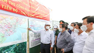 Khởi công đồng loạt 12 dự án cao tốc Bắc – Nam trong tháng 12