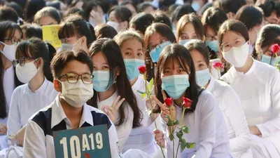 Học sinh lớp 10 của trường THPT Mạc Đỉnh Chi, TP.HCM. Ảnh: NGUYỆT NHI