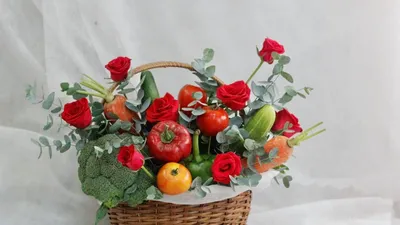 Thị trường quà tặng 20-11: Tặng phẩm độc, lạ lên ngôi