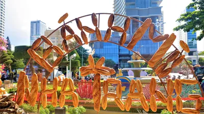 Chiêm ngưỡng cụm bánh mì đặc ruột “khủng” ở Nha Trang