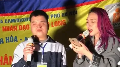 Mỹ Tâm 'đốn tim' khán giả khi hát cùng người khiếm thị