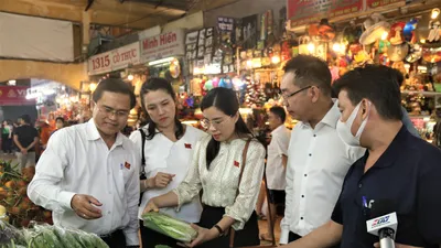 TP.HCM tăng cường kiểm tra vệ sinh an toàn thực phẩm dịp cận Tết