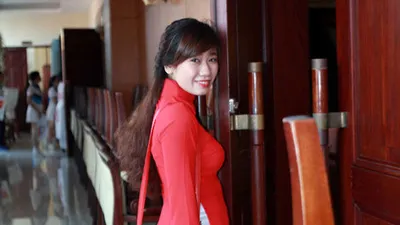 Ngắm những bóng hồng xinh đẹp trong “Điểm hẹn tháng 6”