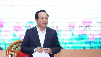 Báo chí phải dẫn dắt, không phải đuổi theo mạng xã hội