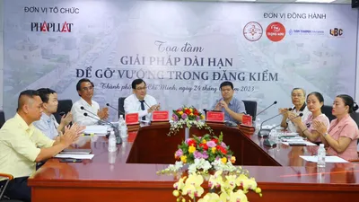 Tọa đàm: Giải pháp dài hạn để gỡ vướng trong đăng kiểm 