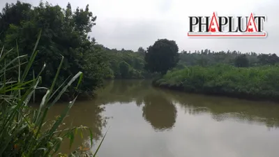 8 học sinh tắm sông, 1 em bị đuối nước