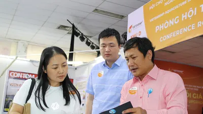 Chương trình 'Cùng ngư dân thắp sáng đèn trên biển' được nhiều người đồng tình, hoan nghênh