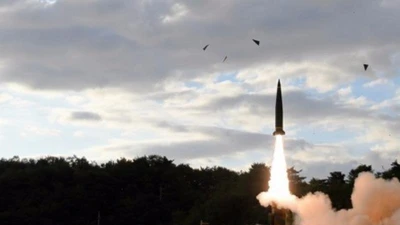 Hàn Quốc phóng 2 tên lửa đáp trả Triều Tiên