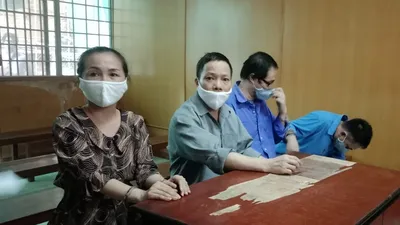 Giám đốc công ty bất động sản ra tòa vì lừa bán đất