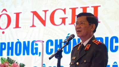 Xử lý trên 900 người nhập cảnh trái phép vào Việt Nam