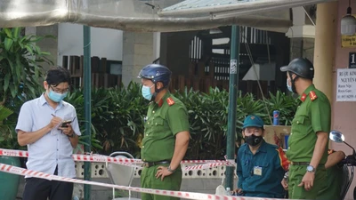 Thêm nữ nhân viên bar New Phương Đông nghi nhiễm đi khắp nơi