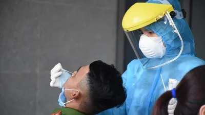 COVID-19 là bệnh nghề nghiệp được hưởng BHXH từ 1-4