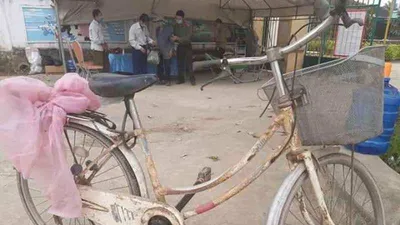 Cụ ông 89 tuổi mang rau, gạo, tiền ủng hộ chống dịch COVID-19