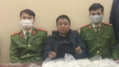 Trên đường mang 19 bánh heroin ra phía Bắc thì bị bắt giữ 