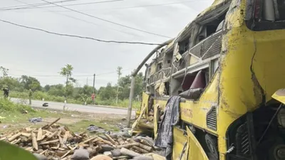 Lật xe khách trên Quốc lộ 1 làm 9 người tử vong