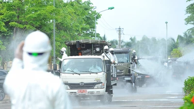 Dịch từ bệnh viện lan nhanh, các tỉnh, thành ráo riết truy vết