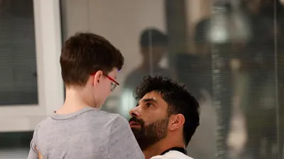 VIDEO: Xúc động cảnh các con tin được Hamas thả đoàn tụ người thân 