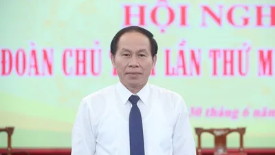 Bộ Chính trị giới thiệu ông Lê Tiến Châu sang Mặt trận Tổ quốc