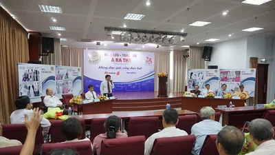 Trao giải À RA THẾ: Sôi nổi cãi nhau, cùng đưa pháp luật vào cuộc sống