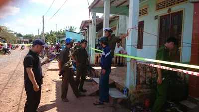 Long An: Kinh hoàng ba mẹ con bị đâm chết tại nhà