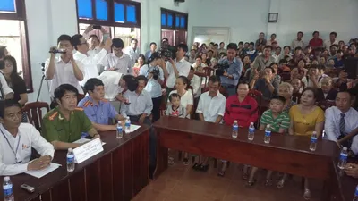 Xin lỗi ông Nén: 'Nếu người nhà các vị bị oan thì các vị nghĩ gì?'