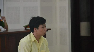 Bị cáo Mạc Văn Nhân hiếp dâm chủ quán lãnh 30 năm tù