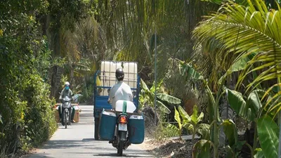 Chở nước ngọt về Tiền Giang cứu 12.000 ha sầu riêng