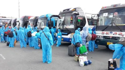 Tỉnh Long An đang chăm sóc hơn 400 người dân về quê tự phát