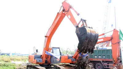 TP.HCM đẩy nhanh tiến độ 5 công trình giao thông trọng điểm 