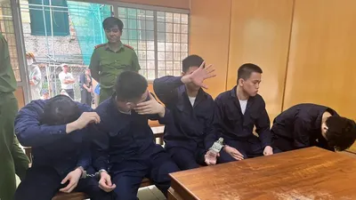 Hack Facebook, Zalo lừa lấy tiền, tội gì?