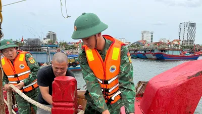 Quảng Trị kêu gọi tàu thuyền trên biển tìm nơi tránh trú bão số 3