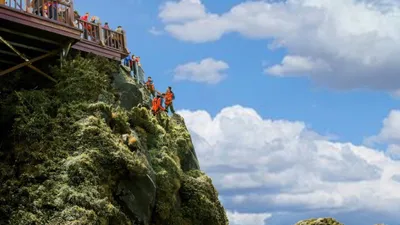 Nụ cười “Xin chào” và lối đi riêng cho người khuyết tật