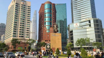 Cắt băng khánh thành công viên Mê Linh và bến Bạch Đằng