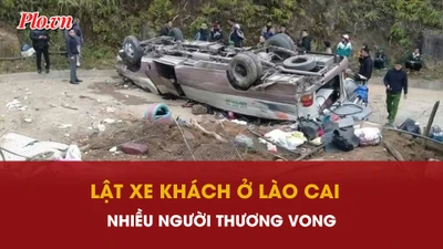 Xe khách đoàn thiện nguyện lật ở Lào Cai, nhiều người thương vong 