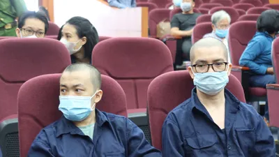 Xử phúc thẩm vụ Alibaba: Vợ Nguyễn Thái Luyện vắng mặt vì lý do sức khỏe