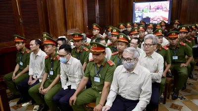 Đại án đăng kiểm: Mới chỉ thẩm tra xong lý lịch của 210/254 bị cáo