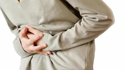 10 cô giáo mầm non vào bệnh viện vì đau bụng và nôn