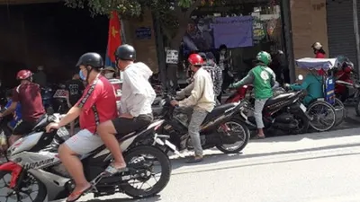 Hóc Môn ngưng 3 điểm phát quà từ thiện vì tập trung đông 