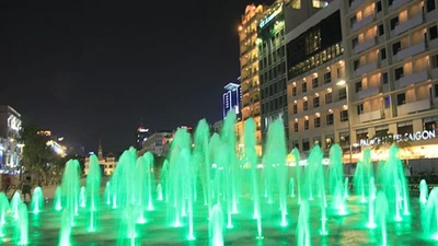  Nhạc nước trên phố đi bộ đầu tiên ở Việt Nam