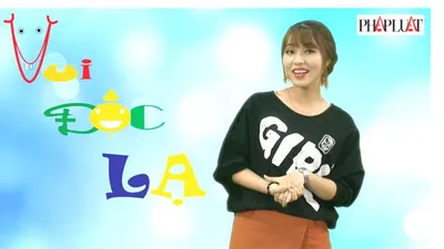 Vui độc lạ: 'Hoa mắt' với màn trình diễn bikini làm từ... vàng