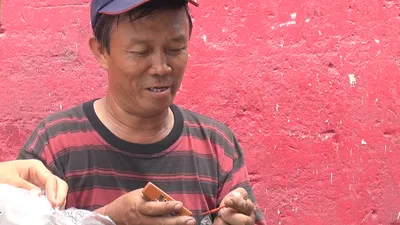 Chú Út “hẻm tiên” hơn 10 năm lo mai táng cho người dưng