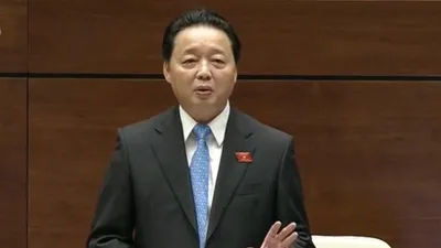 Bộ trưởng Trần Hồng Hà: 'Biển miền Trung đã an toàn'